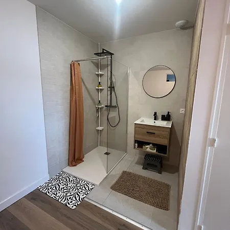 Апартаменты Cozy T2 Chaleureux Neuf 15 Min Proche De La Pia