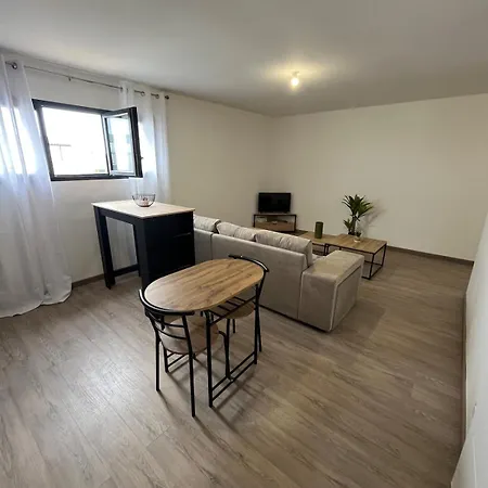 Апартаменты Cozy T2 Chaleureux Neuf 15 Min Proche De La