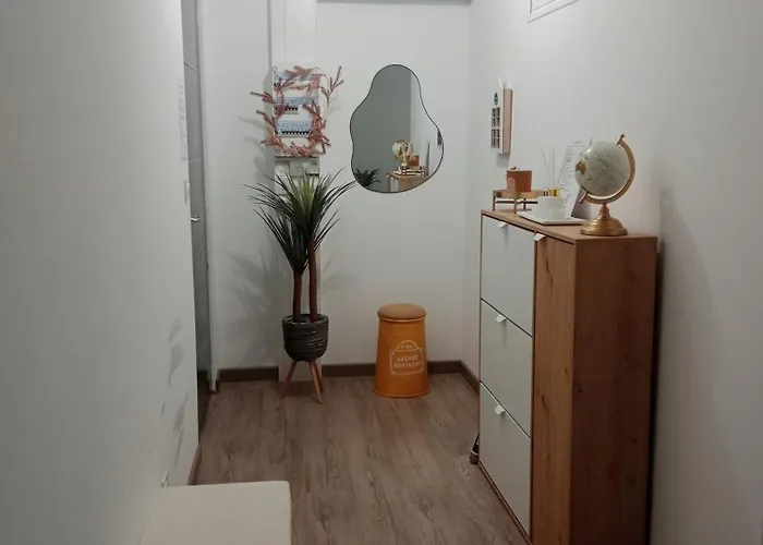 Cozy T2 Chaleureux Neuf 15 Min Proche De La Apartment Pia