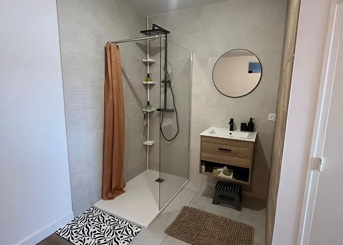Apartment Cozy T2 Chaleureux Neuf 15 Min Proche De La Pia